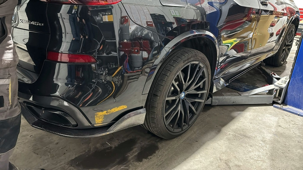 Aero Body Kit M-Tech Black Knight Carbon Fiber Look for BMW X5 G05 (2018-2022)