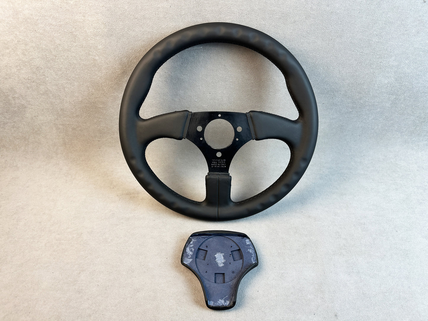 Porsche interior accessory – Atiwe 32 black leather wheel