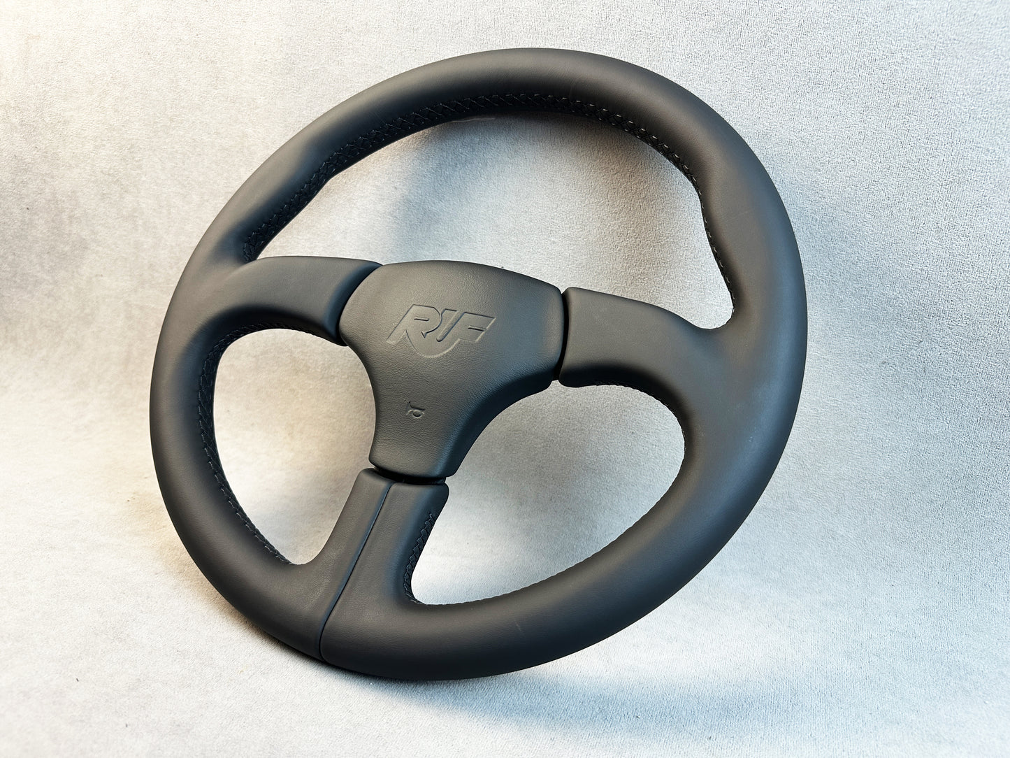 Side angle of Atiwe leather steering wheel for Porsche 911 930
