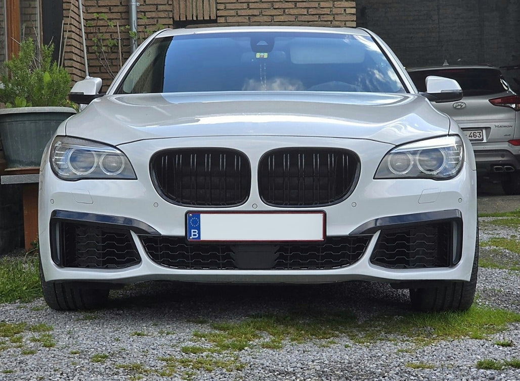 Front Bumper M760 Look with Grilles for BMW 7 Series F01 F02 (2009-2015)