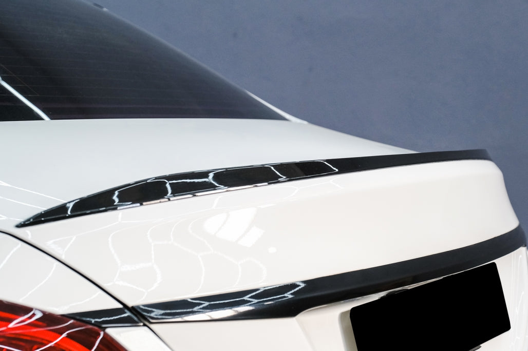 Trunk Spoiler Piano Black for Mercedes C-Class W205 Sedan (2014–2020)