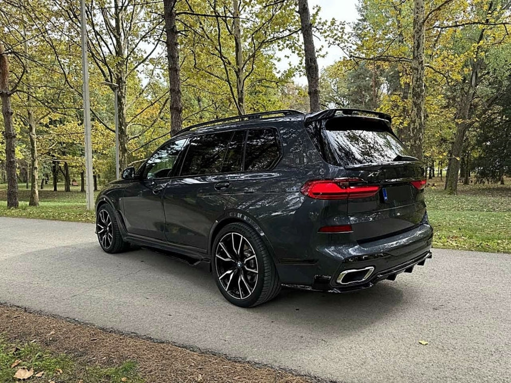 Aero Body Kit M-Tech Black Knight Design Piano Black for BMW X7 G07 (2018-2022)