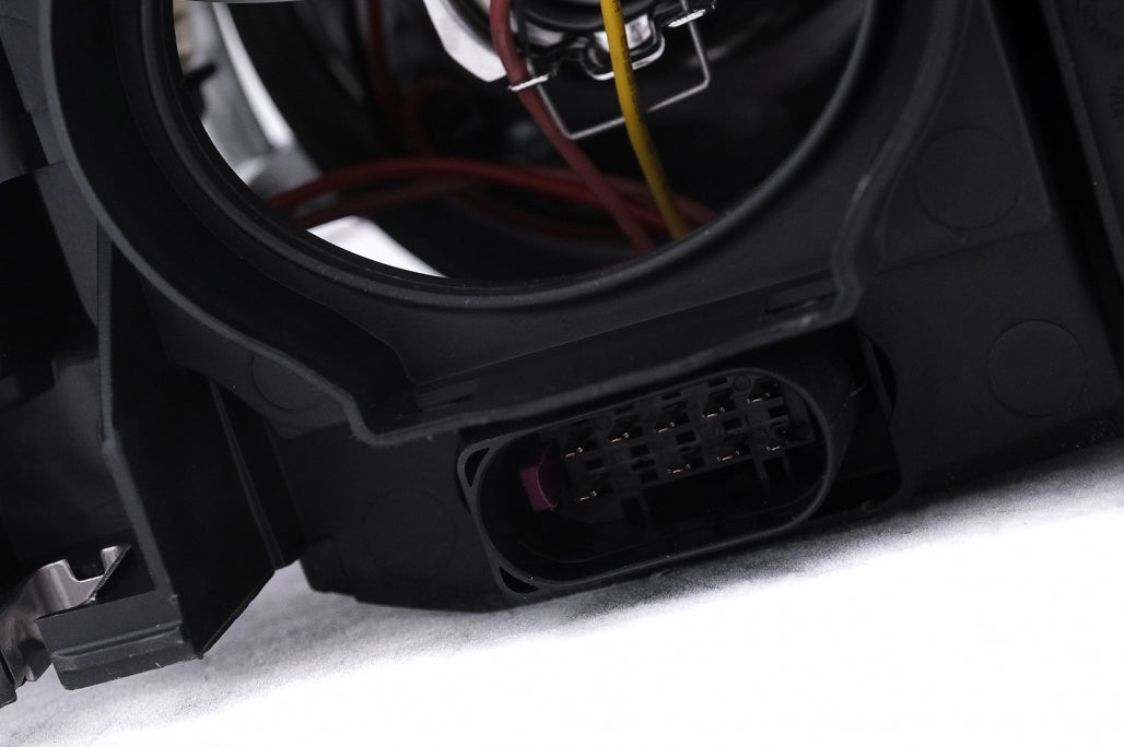 Angel Eyes Headlights Black for Audi A4 B7 Avant / Sedan (2004–2008)