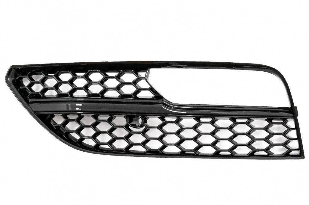 Badgeless Front Grille RS3 Style with Fog Lamp Covers for Audi A3 8V (2012–2016)