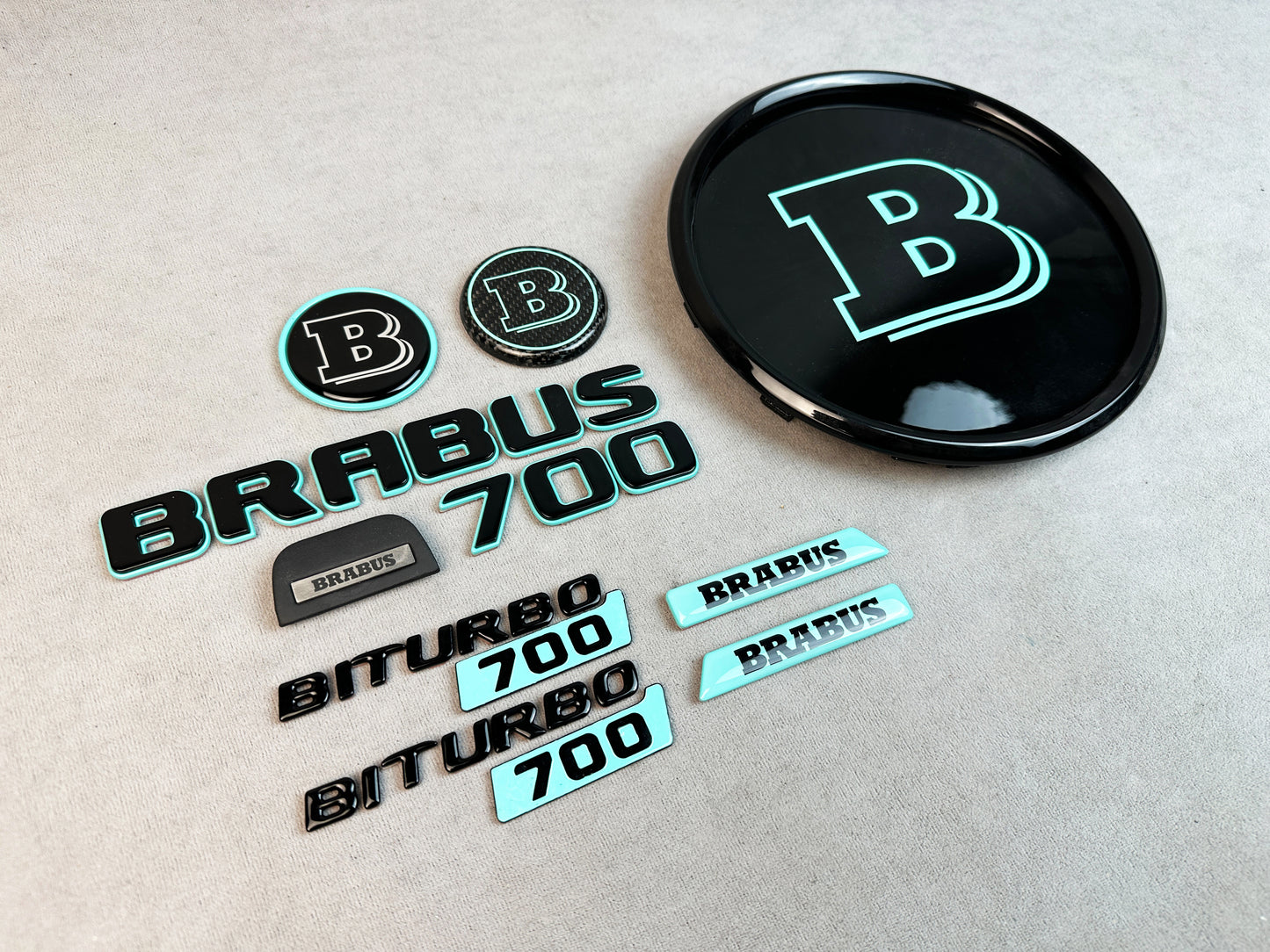 Biturbo 700 fender badges with gloss finish