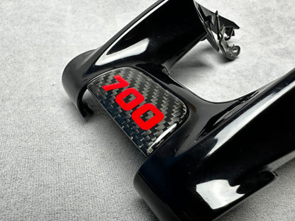 High-quality flat carbon fiber Brabus 700 emblem badge for Mercedes customization