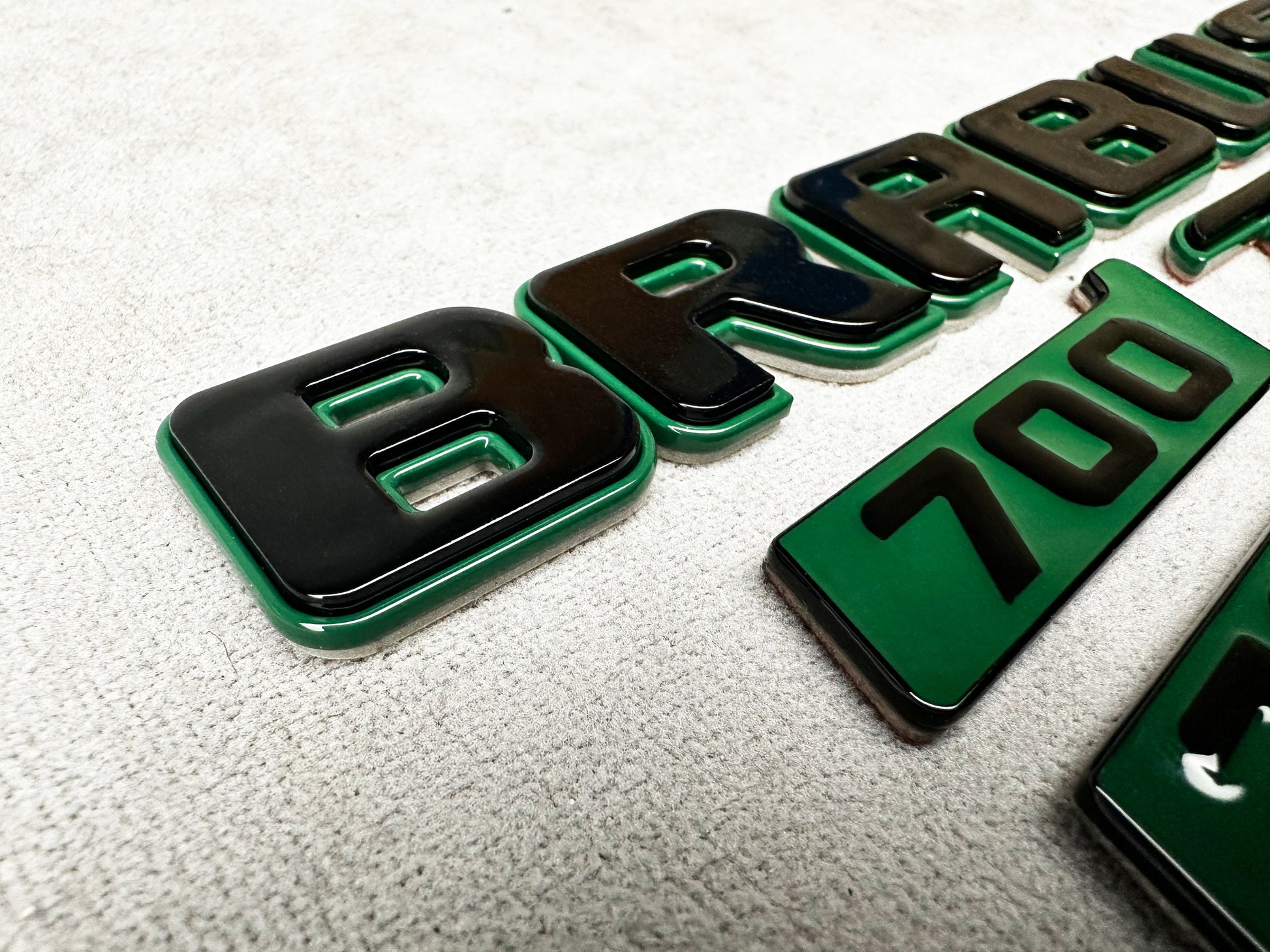 Brabus 700 Mean Green Metallic with Black Trunk Badge Emblem for Mercedes W465 G-Wagon – premium styling for high-performance SUVs