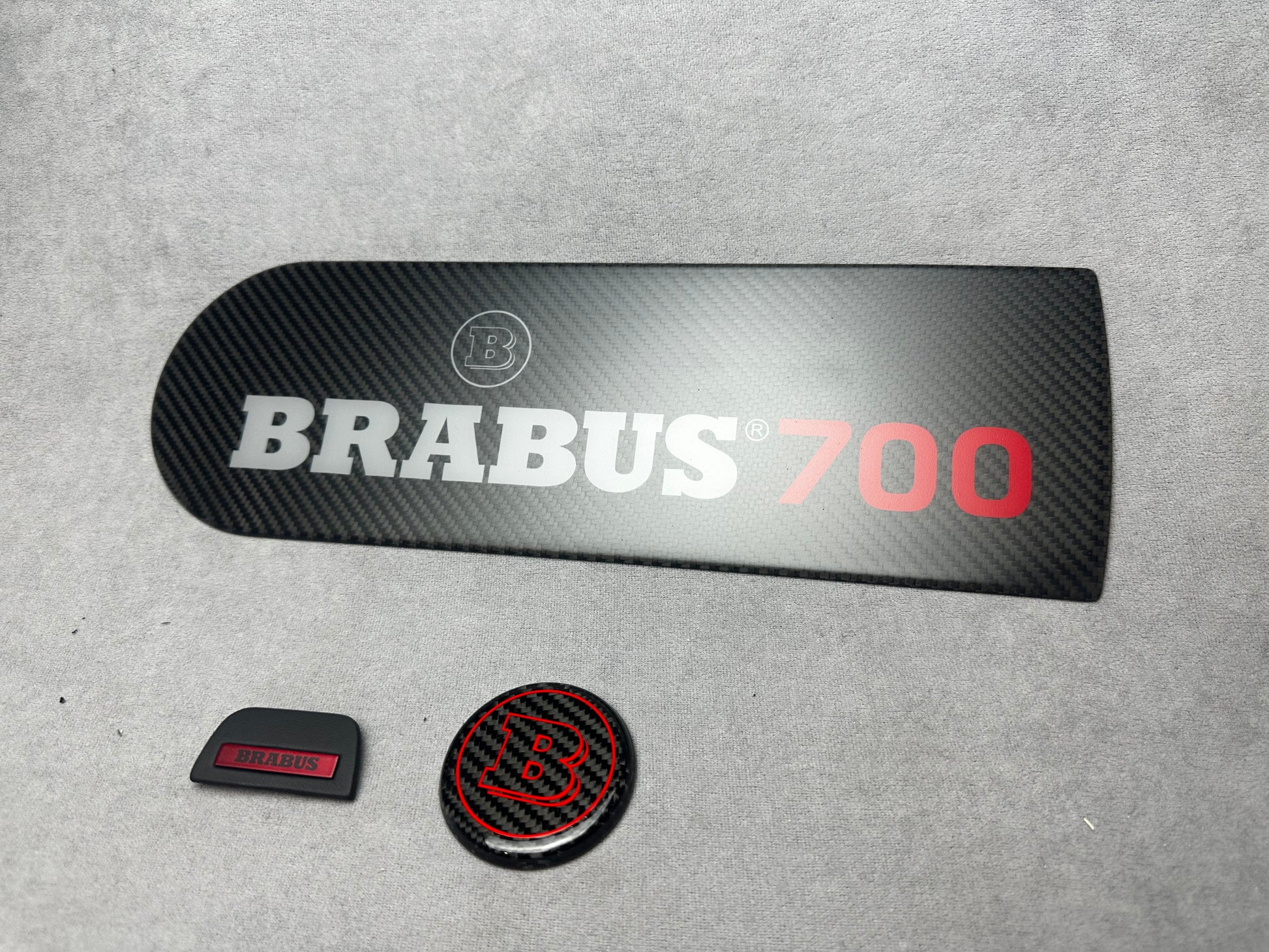 "Brabus 700 red emblem badge set carbon plastic metal for Mercedes G-Wagon W463A W465