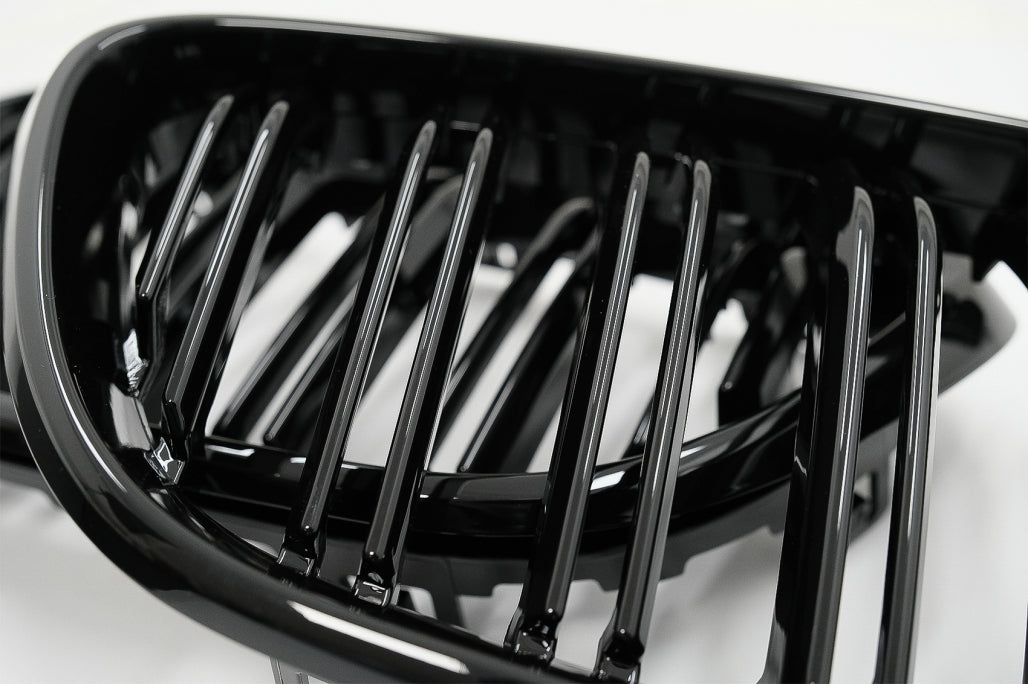 Central Kidney Grilles Double Stripe M Design Piano Black for BMW 2 Series F22 F23 F87 (2014–Up)
