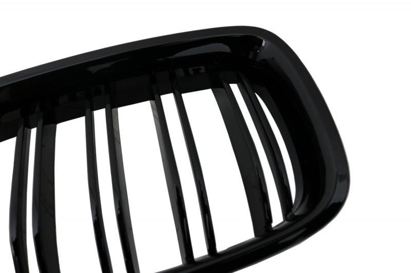 Complete Body Kit M3 CS Look with Double Stripe Kidney Grilles for BMW 3 Series F30 (2011–2019) Without Fog Lights