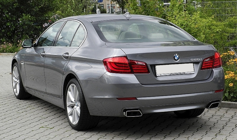 Double Outlet Rear Diffuser 550i Design for BMW 5 Series F10 F11 (2011-2017)