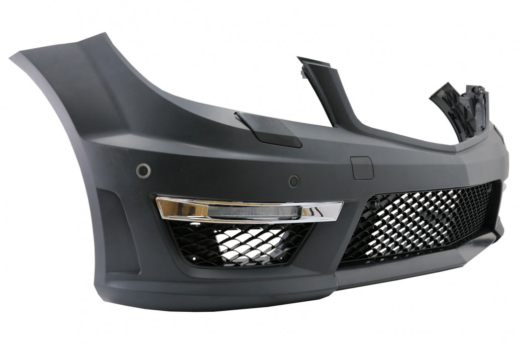 Front Bumper C63 Facelift Look with GT-R Panamericana Grille Piano Black for Mercedes C-Class W204 S204 (2007–2015)