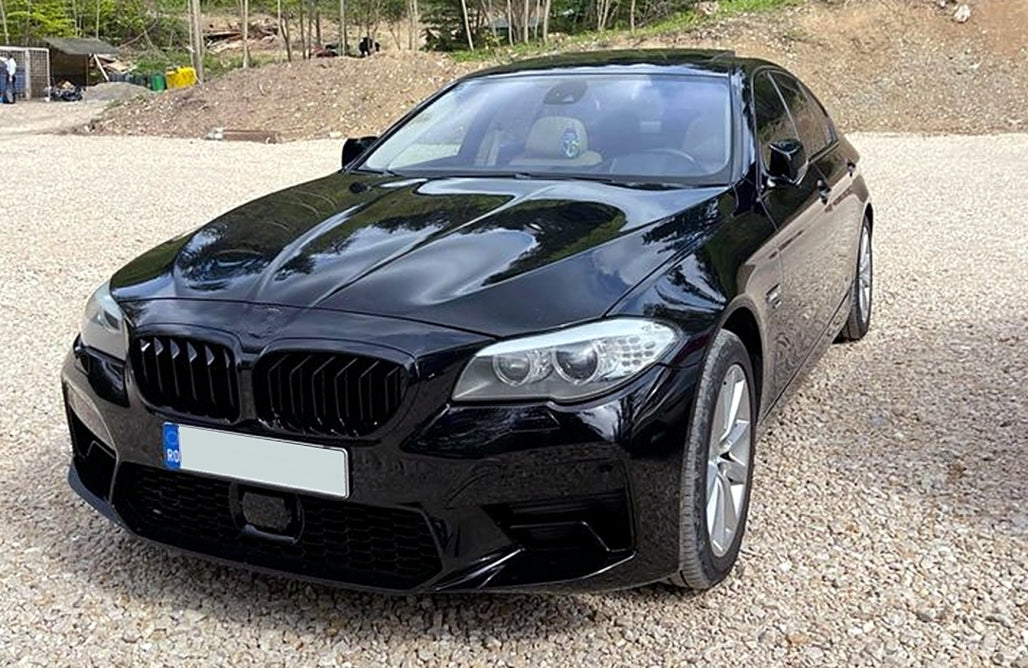 Front Bumper G30 M5 2020 Style with Gloss Black Grilles for BMW 5 Series F10 F11 (2011–2017)