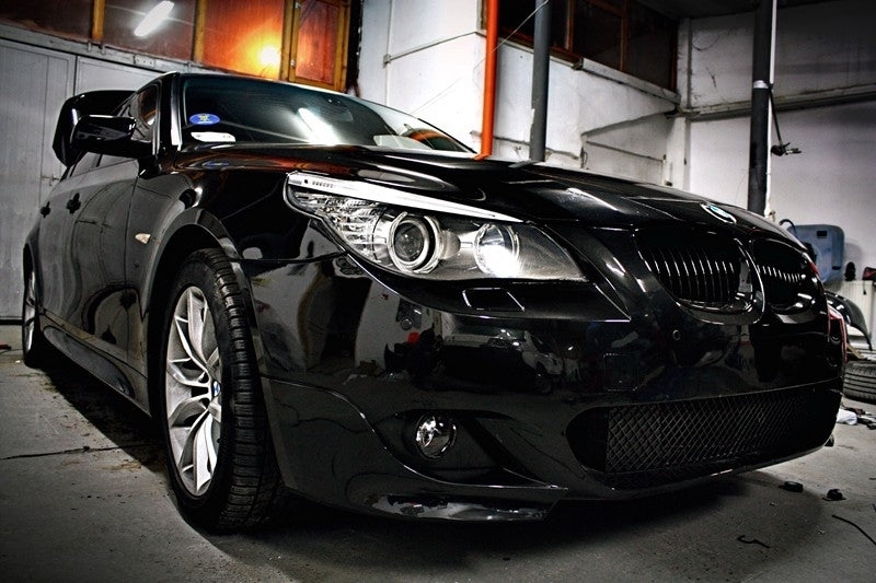 Front Bumper M-Technik Design Without Fog Lights for BMW 5 Series E60 E61 (2003-2007)