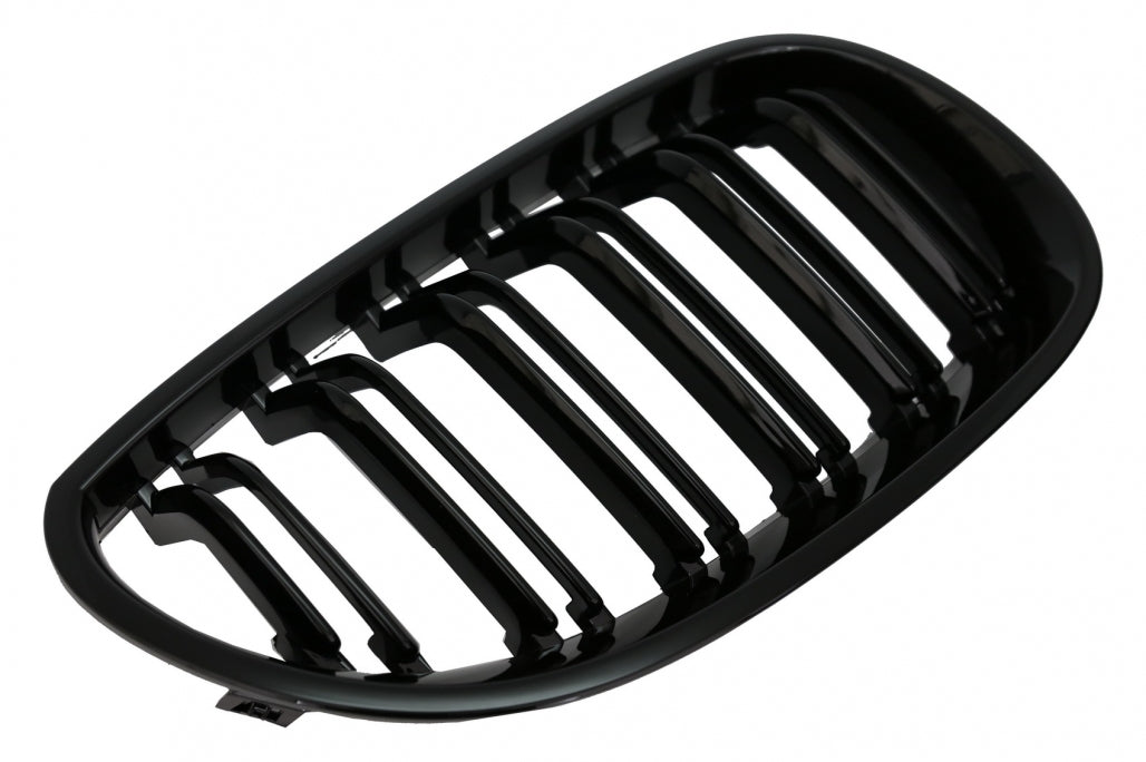 Front Bumper M4 Design with Double Stripe Kidney Grilles for BMW 5 Series E60 E61 (2003-2010)
