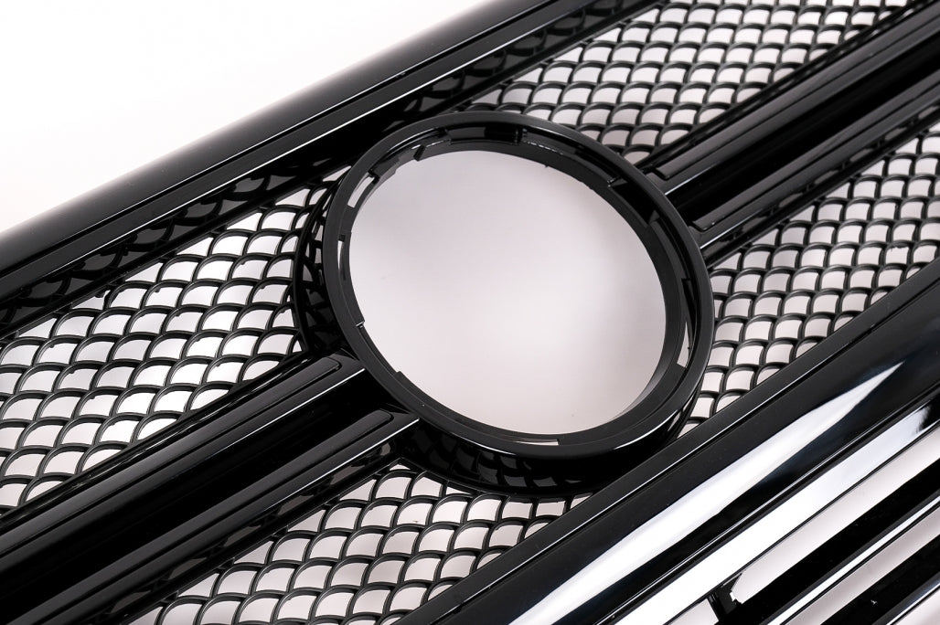 Front Grille for Mercedes G-Class W463 (1990–2012) G63 G65 Design Full Piano Black Edition