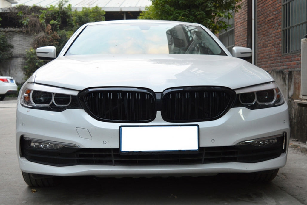 Kidney Grilles Double Stripe M Design Piano Black for BMW 5 Series G30 G31 (2017–2019)