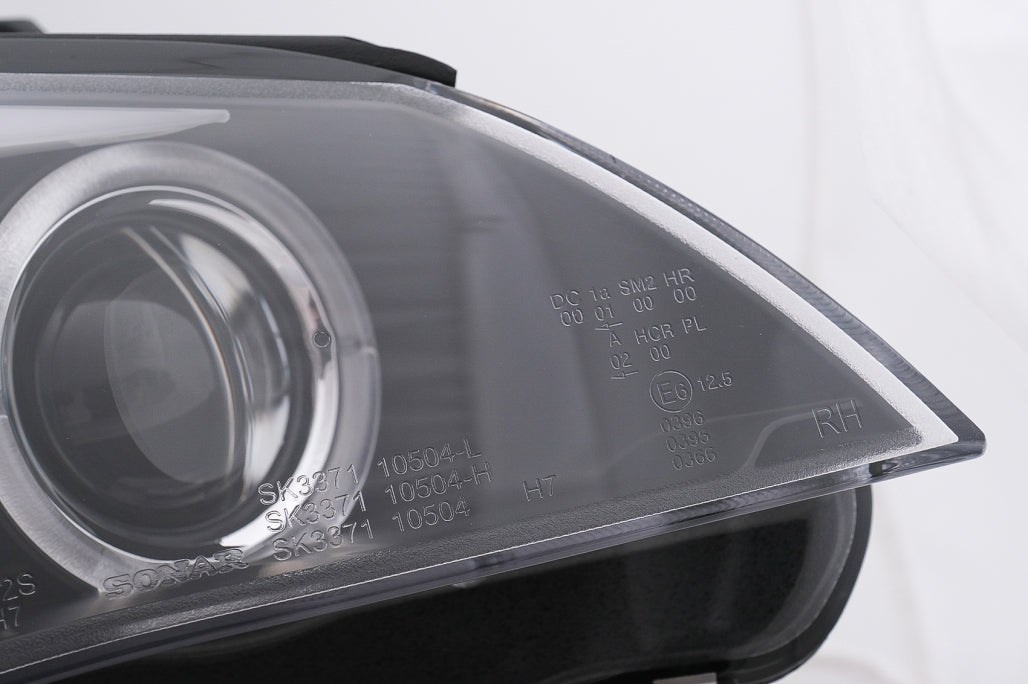 LED Angel Eyes Headlights Black LCI Design for BMW 5 Series E60 E61 (2003–2007)