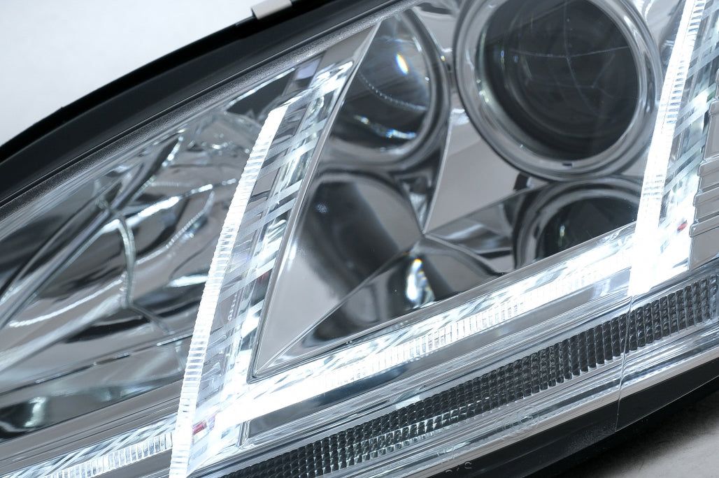 LED DRL Xenon Headlights with Dynamic Sequential Turn Signals for Audi TT 8J (2006–2010) Chrome