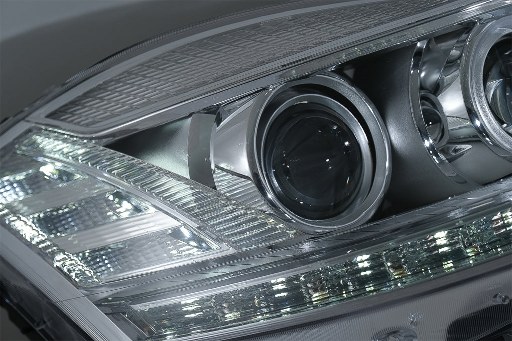 LED Headlights Facelift Look with Sequential Dynamic Turning Lights for Mercedes S-Class W221 (2005–2009) LHD