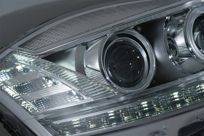 LED Headlights Facelift Look with Sequential Dynamic Turning Lights for Mercedes S-Class W221 (2005–2009) LHD