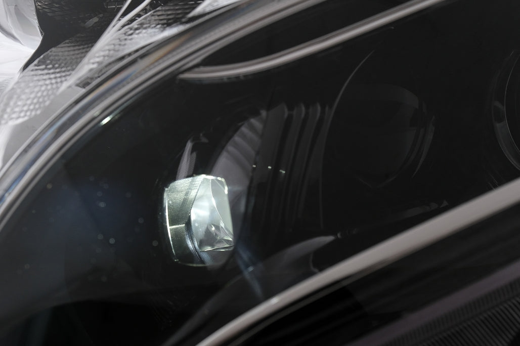LED Headlights for Mercedes V-Class W447 Vito (2014–2017) Halogen LHD