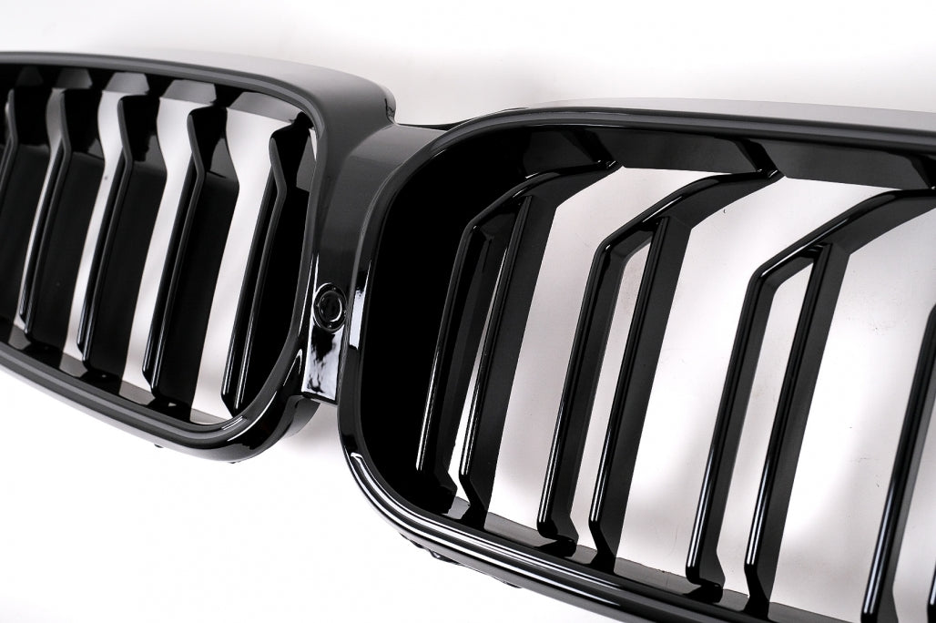 LED Kidney Grilles Double Stripe Piano Black for BMW 5 Series G30 G31 (2017–2019)