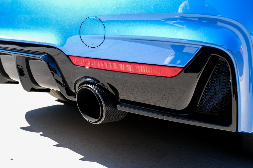Rear Bumper Diffuser Twin Single Outlet Piano Black for BMW 4 Series F32 F33 F36 (2013–2019) M Design
