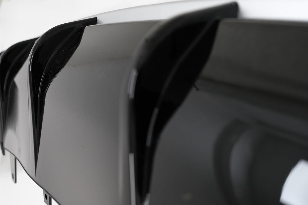 Rear Bumper Diffuser & Exhaust Tips RS6 Design for Audi A6 4G C7 Facelift (2015–2018)