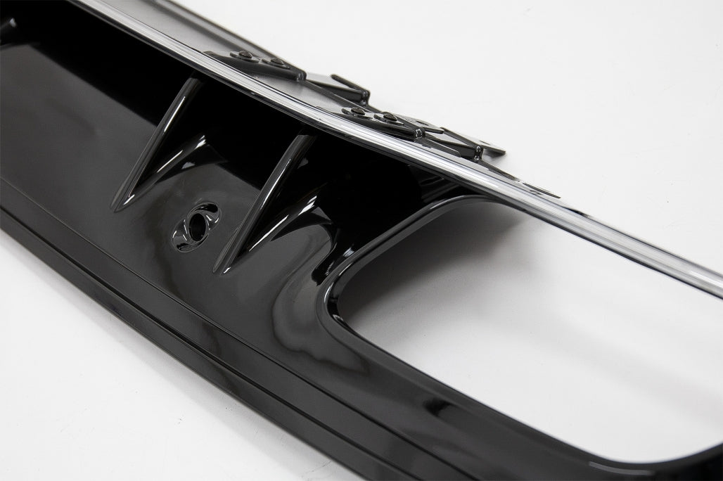 Rear Bumper Diffuser with Exhaust Tips C63S Design for Mercedes C-Class W205 S205 AMG Line (2014–2020)