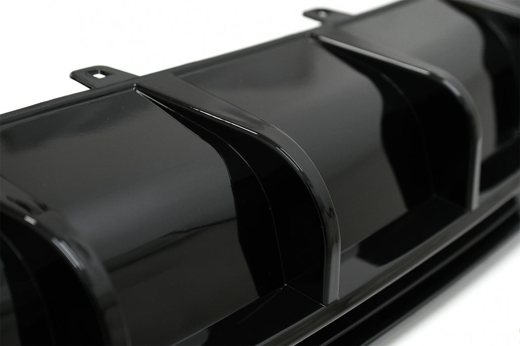 Rear Bumper Diffuser with Exhaust Tips RS6 Design Piano Black for Audi A6 C8 4K (2018–Up)