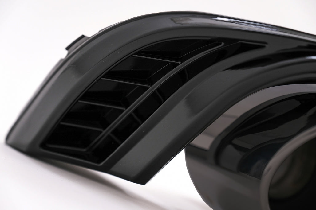 Rear Bumper Valance Diffuser with Exhaust Muffler Tips for Audi A4 B9 8W Sedan / Avant (2016–2018) – S-Line