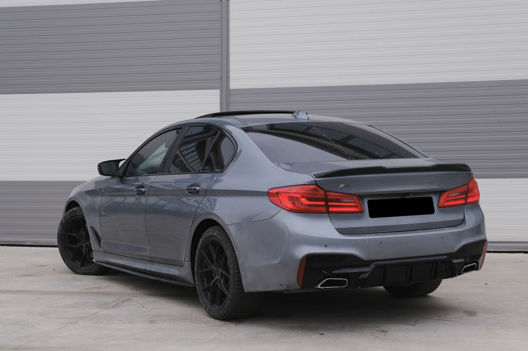 Rear Diffuser M5 Style Piano Black for BMW 5 Series G30 G31 (2017–Up) M-Tech