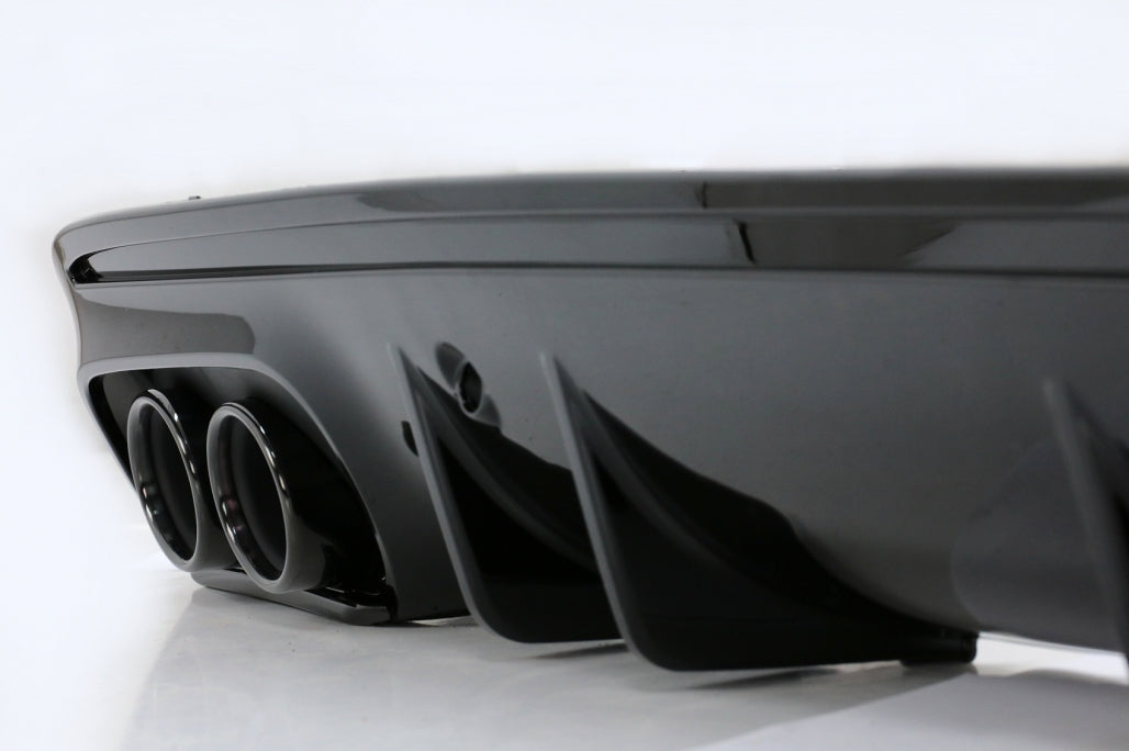 Rear Diffuser with Exhaust Tips and Trunk Spoiler Piano Black for Mercedes C-Class W205 Sedan AMG Line (2014–2020)