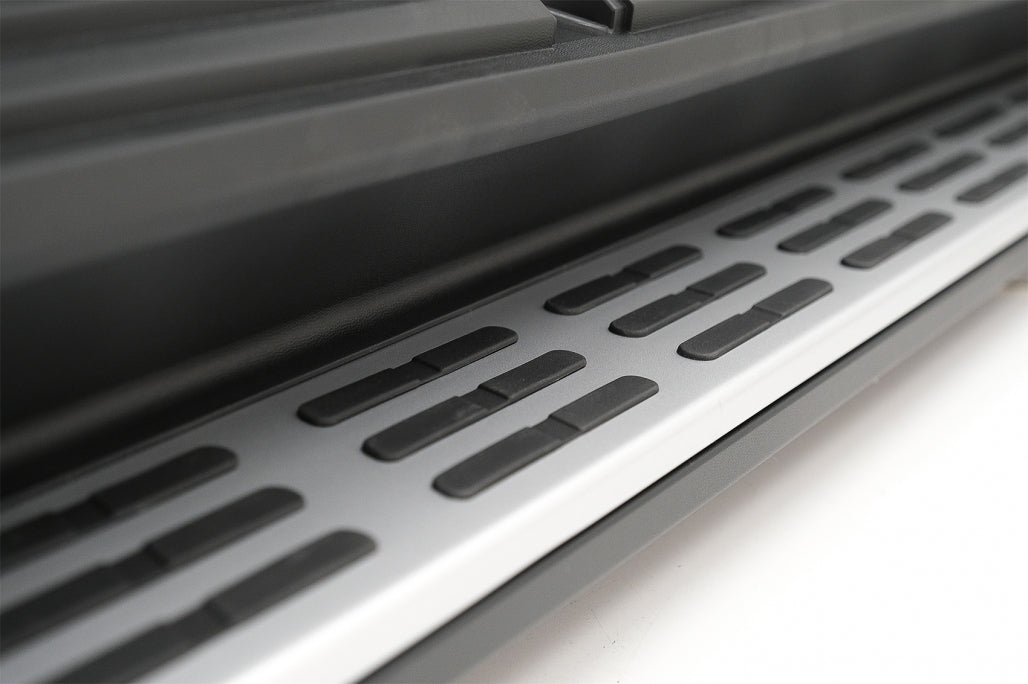 Running Boards Side Steps with LED Courtesy Light for Mercedes GLE W167 (2019–Up)
